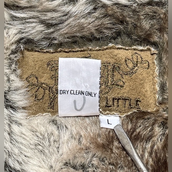 NWOT Live A Little Brown Leather Vest - Picture 11 of 15